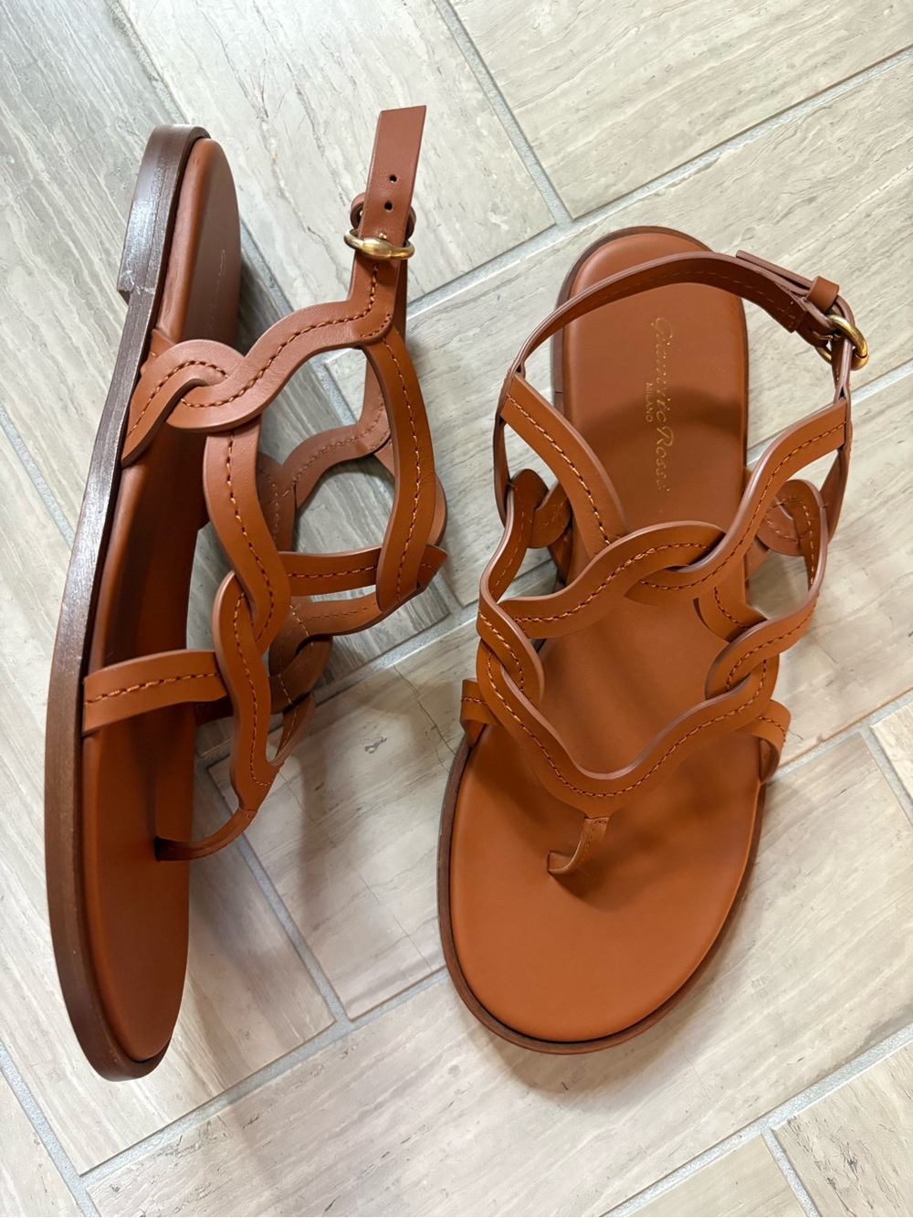 Gianvito Rossi Cognac Wavy-Strap Leather Sandals 40 brand new flat